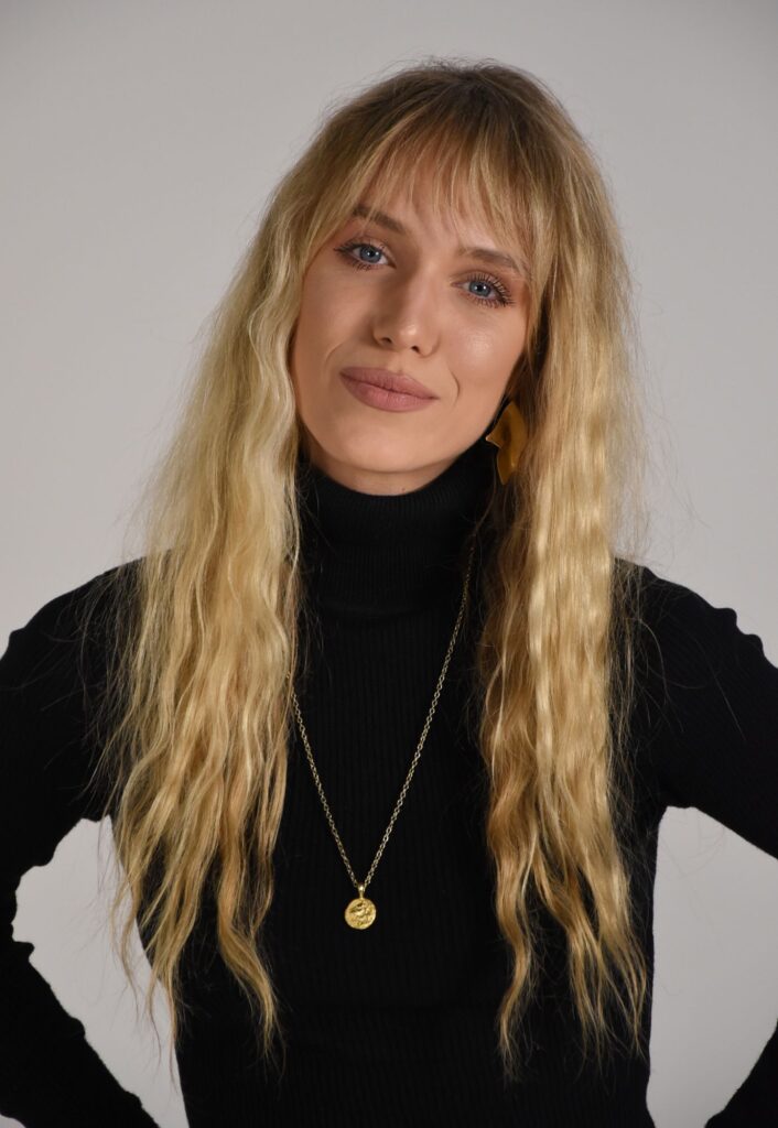 Iveta Maurerova - acting