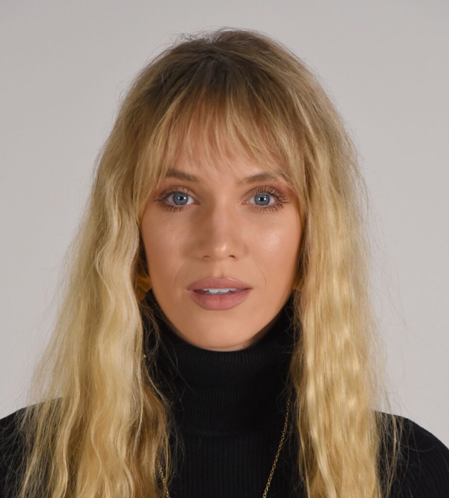Iveta Maurerova - acting