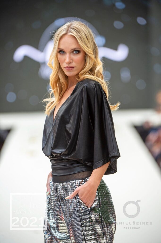 Iveta Maurerova - runway